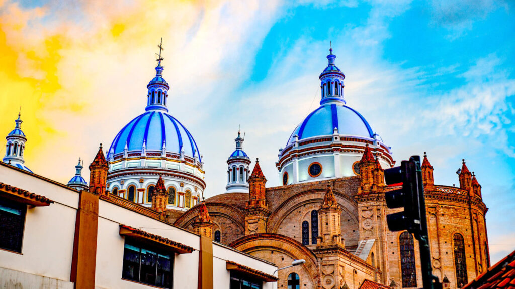 Cuenca no tendrá cortes de energía durante el feriado 3 Cuenca no tendrá cortes de energía durante el feriado