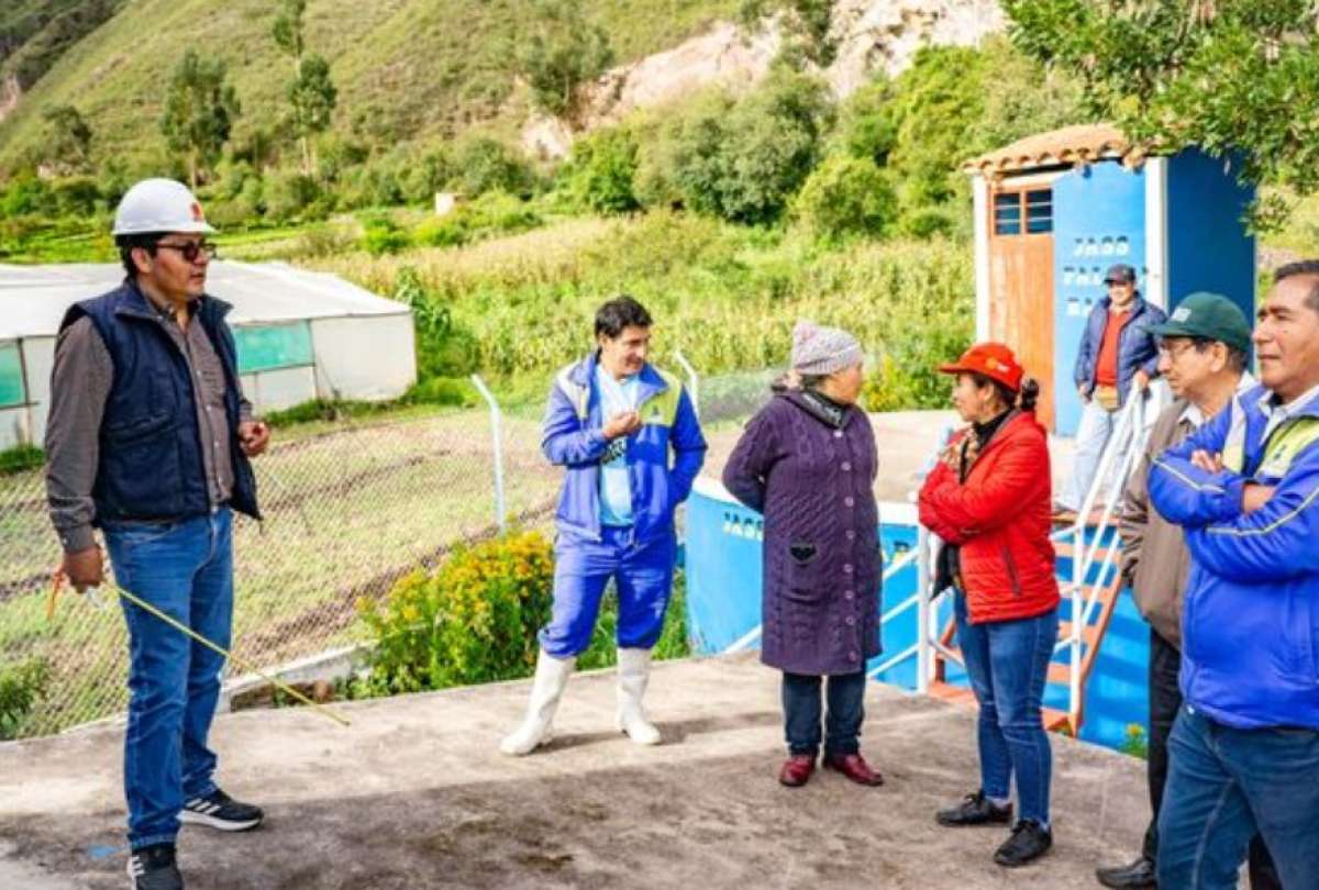 Daniel Noboa: He ordenado condonar las deudas a todas las Juntas de Agua del país