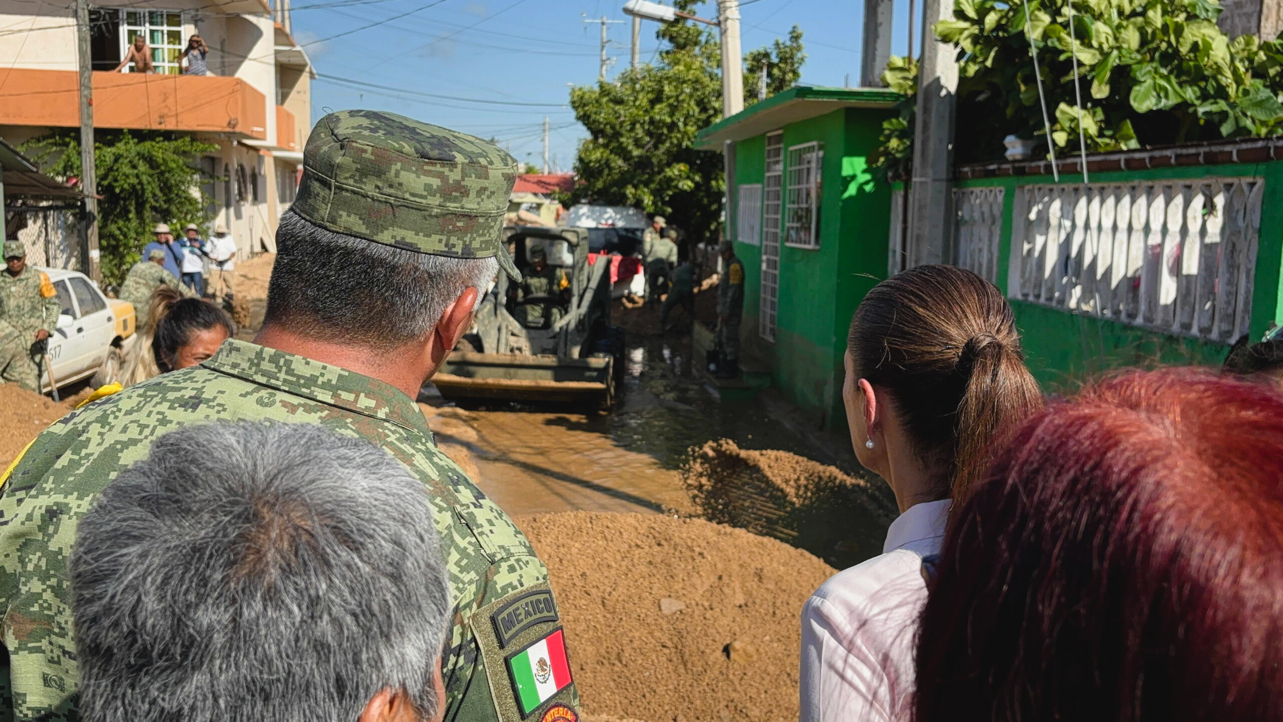 Gobierno de México brinda ayuda a los afectados por el huracán John