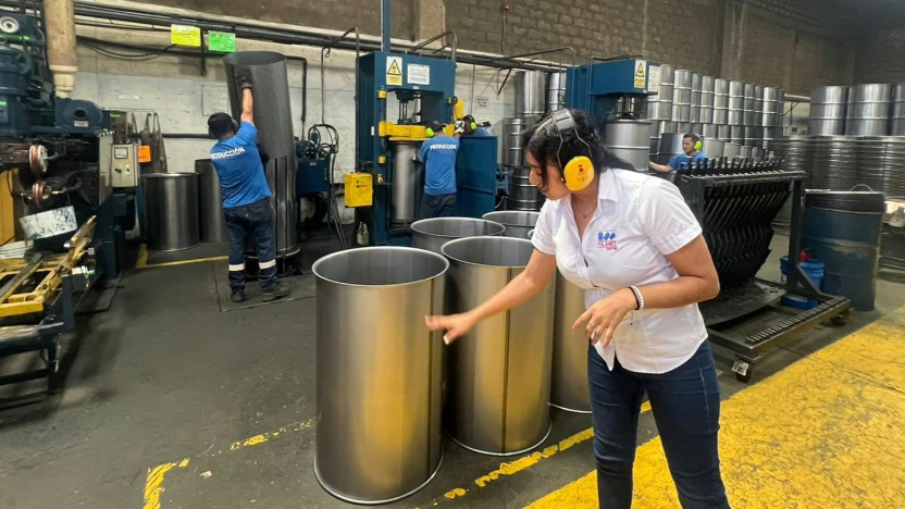 Apagón industrial desde el 15 de diciembre en Ecuador para cumplir promesa del Gobierno 1 Apagón industrial desde el 15 de diciembre en Ecuador para cumplir promesa del Gobierno