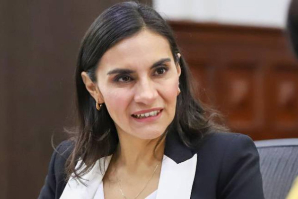 Ministro de Gobierno: “Si Verónica Abad no se presenta hoy en Turquía estaría en una situación bastante delicada de incumplimiento"