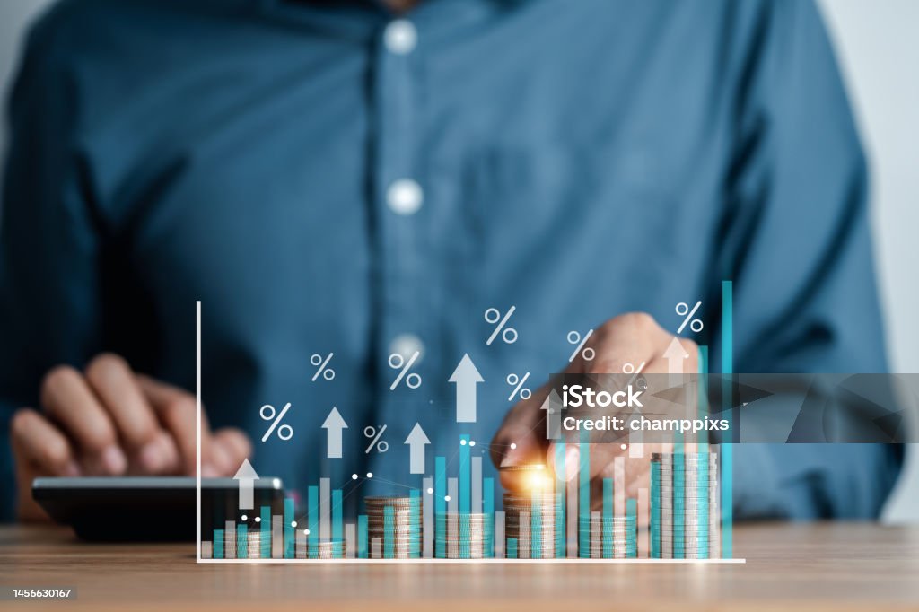 Ministros reconocen que incremento del IVA fue por falta de liquidez del Estado