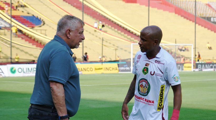 ¿Quién era Mathías Acuña, el futbolista uruguayo que se quitó la vida en Ambato?