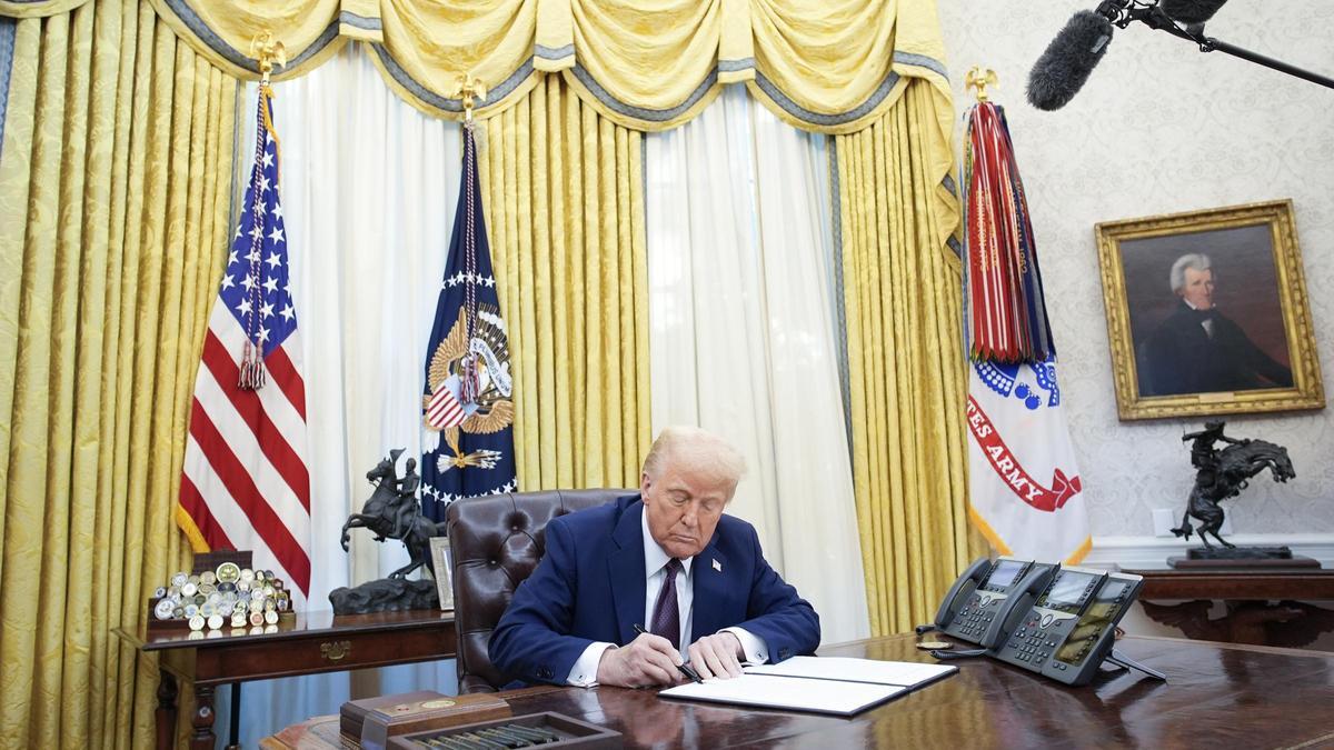 Trump amenaza con aranceles del 100% a países BRICS