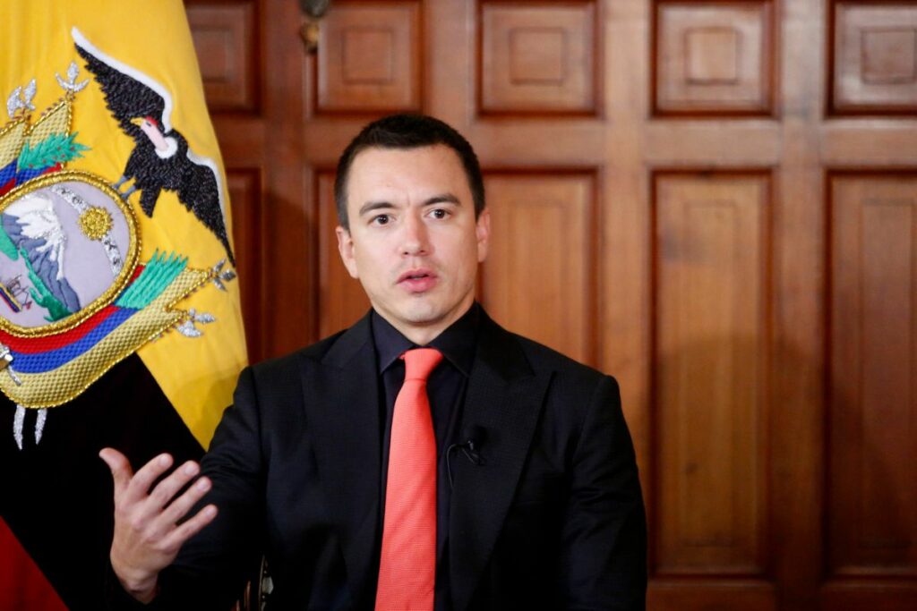 Presidente Daniel Noboa veta totalmente tres proyectos de ley, incluida la que sanciona los camisetazos