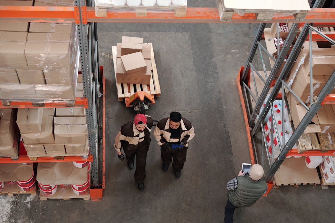 Solo el 33 % de la población tiene un empleo adecuado en Ecuador