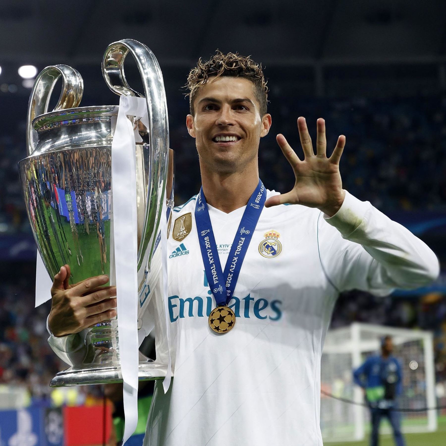 Todos saludan a Cristiano Ronaldo por su cumpleaños