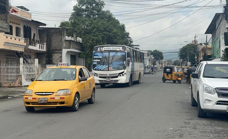 Una enfermera fue asesinada durante el asalto de un bus en el suburbio de Guayaquil