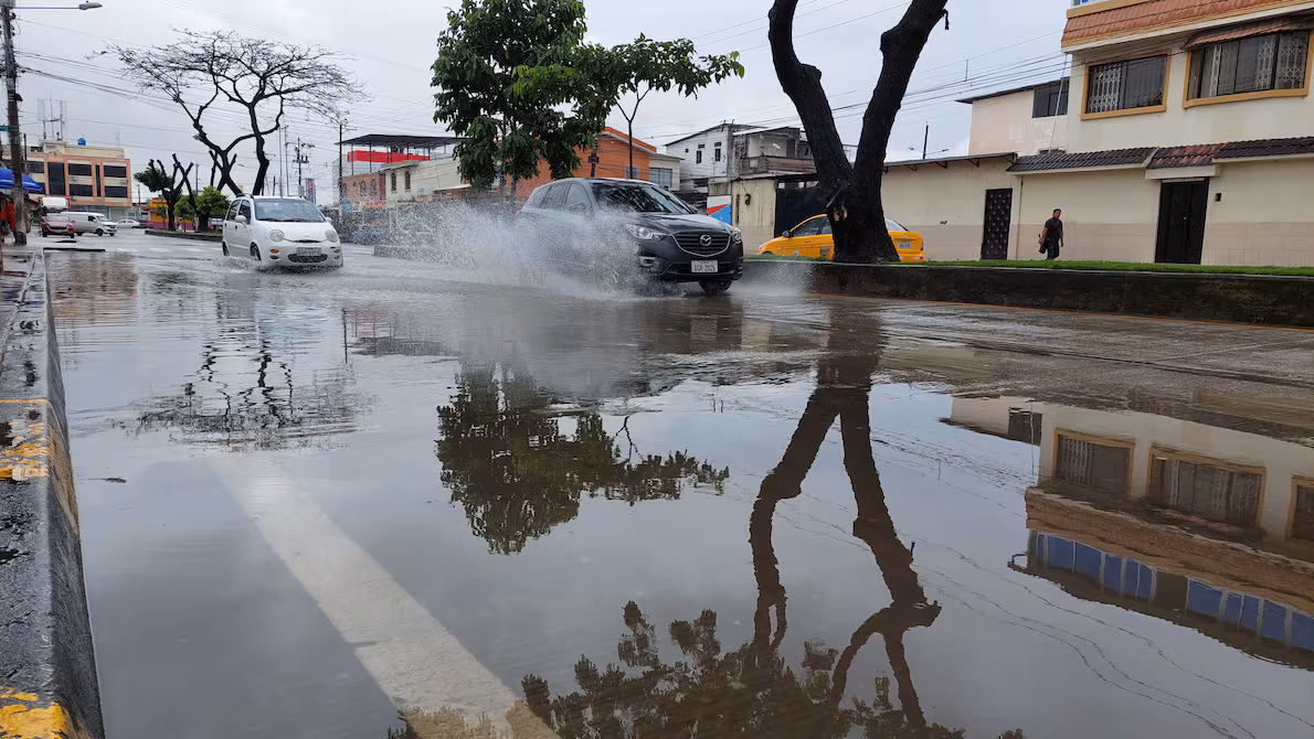 ¿Por qué se han dado las lluvias intensas en Ecuador?