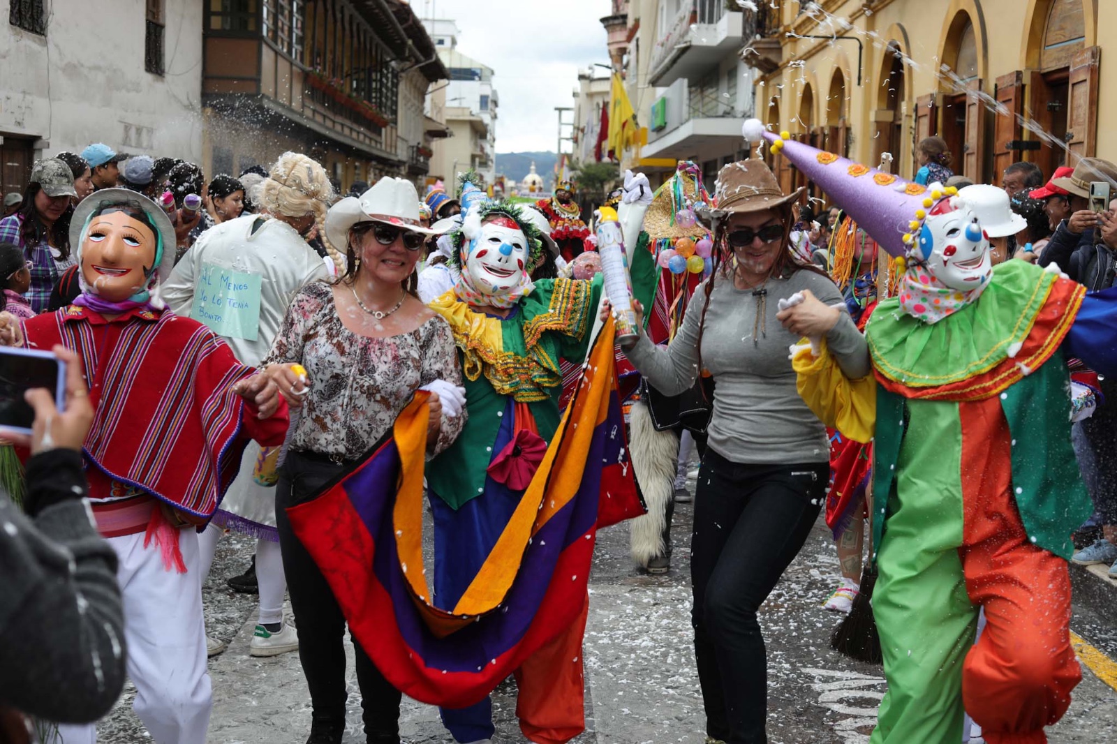 Carnaval se alista con un mes de anticipación en Azuay