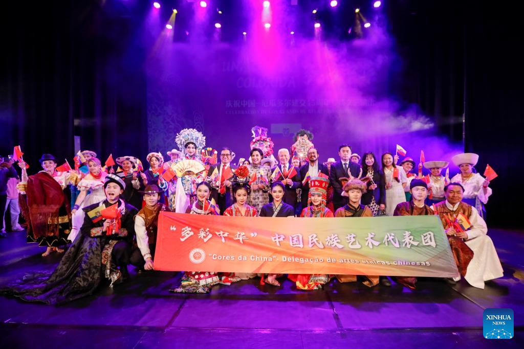 Ecuador y China celebran 45 años de relaciones diplomáticas con un festival cultural inolvidable