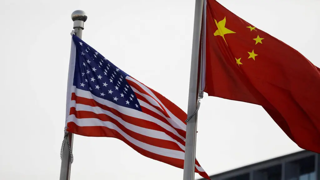 China defiende el diálogo para abordar las disputas comerciales con EE.UU.