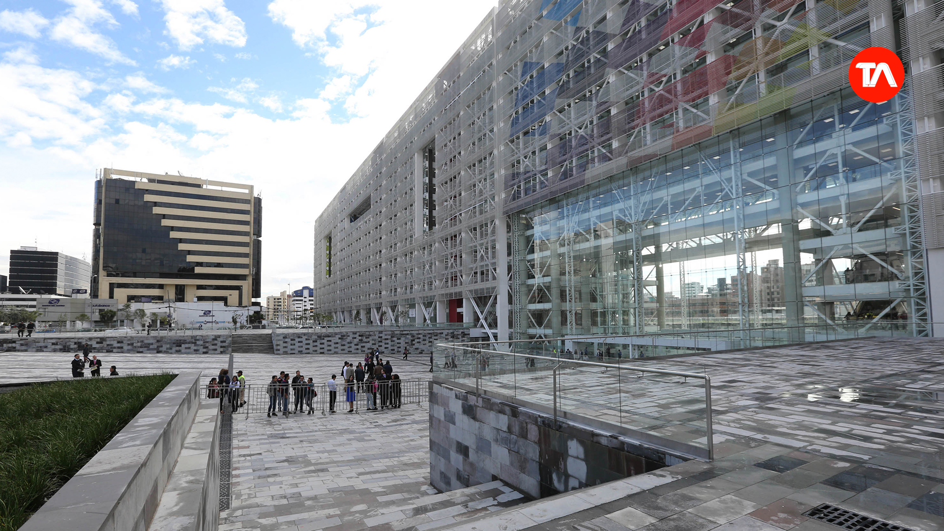 Ministerio de Economía y GAD llegaron a un acuerdo de pagos