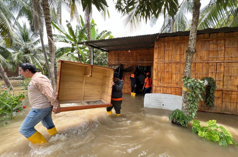 El COE Nacional declara en emergencia a seis provincias de la Costa ante afectaciones por las intensas lluvias