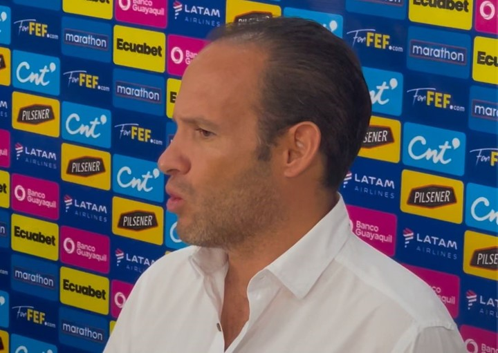 Gustavo Alfaro presentó otro reclamo a la FIFA por una deuda de la Federación Ecuatoriana de Fútbol: ¿puede haber sanción a La Tri? 3 Gustavo Alfaro presentó otro reclamo a la FIFA por una deuda de la Federación Ecuatoriana de Fútbol: ¿puede haber sanción a La Tri?