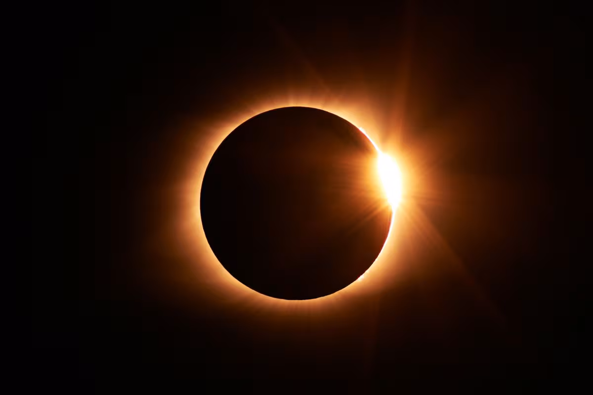 Desde América hasta Europa, estos son los lugares y los horarios en los que se podrá observar el eclipse de Sol que ocurrirá en marzo