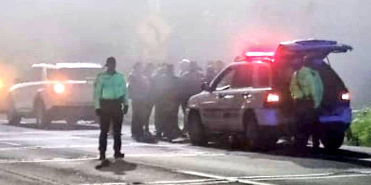 Quito: un presunto delincuente fue abatido en la av. Simón Bolívar durante el asalto a un bus