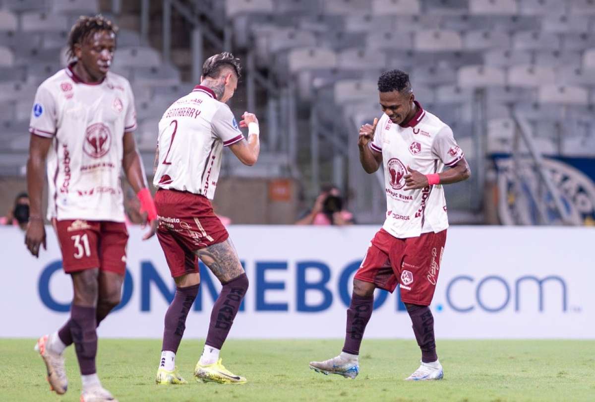 ¡Histórico! Mushuc Runa ganó en Brasil por la Copa Sudamericana