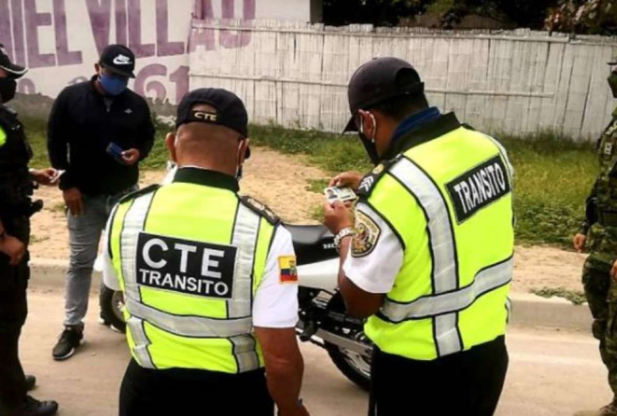 CTE asume el control del tránsito vehicular en exteriores de cárceles
