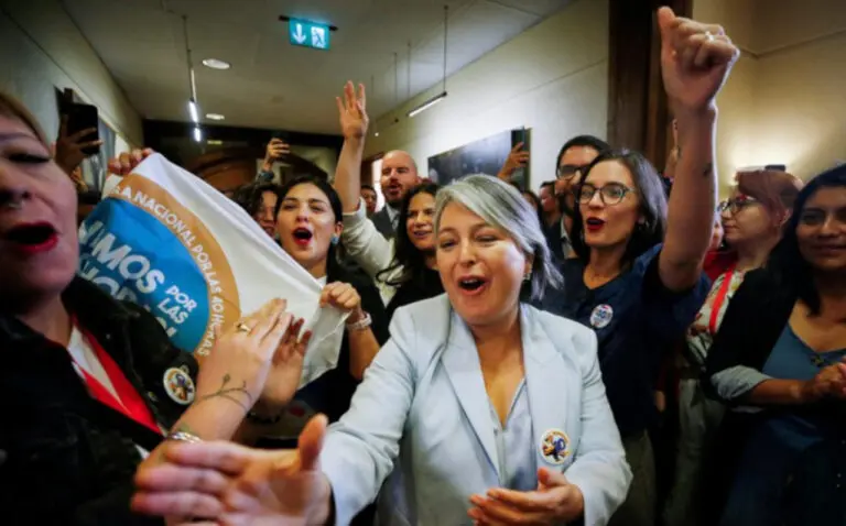 Partido Comunista de Chile proclama a Jeannette Jara como su candidata presidencial