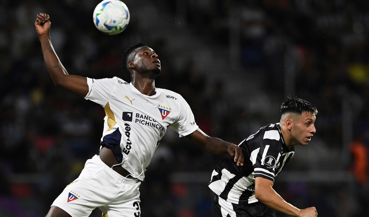 LDU rescata un punto ante Central Córdoba en su debut copero 1 LDU rescata un punto ante Central Córdoba en su debut copero