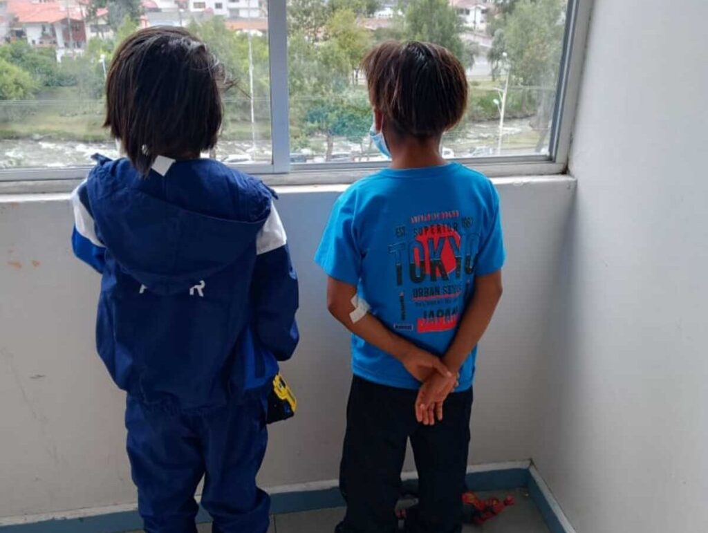 Leptospirosis en Taisha: niños reciben el alta en Cuenca 2 Leptospirosis en Taisha: niños reciben el alta en Cuenca