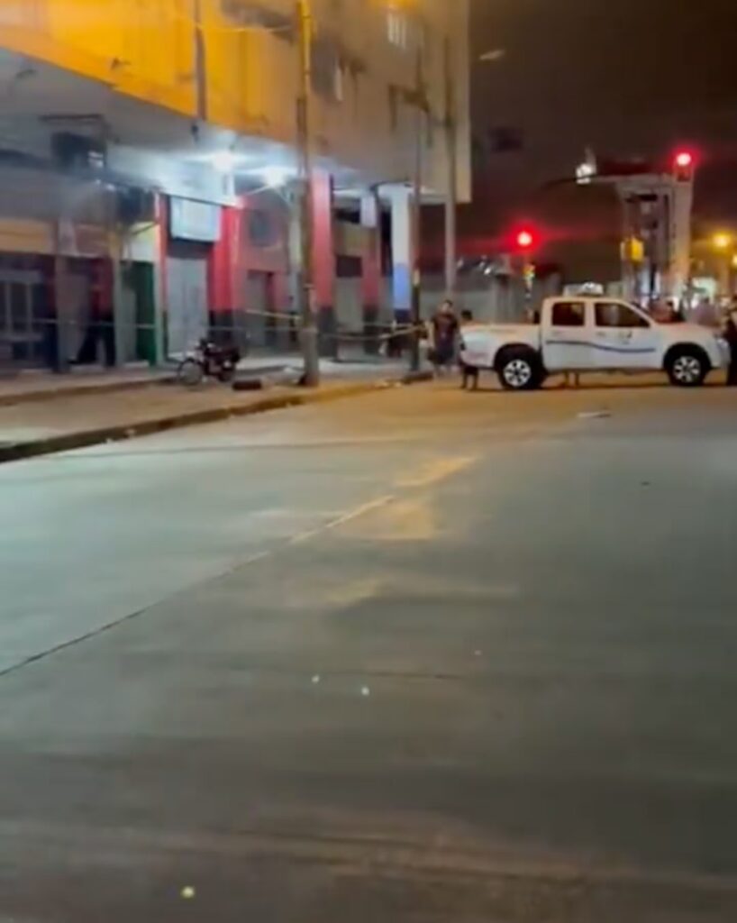 Guayaquil bajo ataque: Nuevas explosiones siembran el terror en la ciudad 2 Guayaquil bajo ataque: Nuevas explosiones siembran el terror en la ciudad