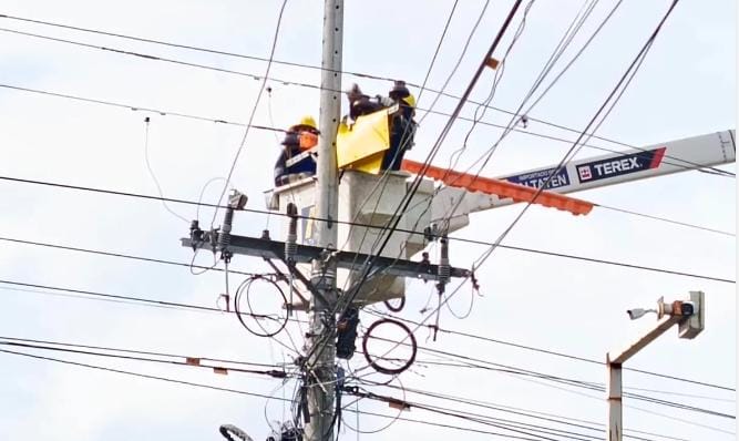 Por segundo día consecutivo, Guayaquil enfrenta cortes de luz imprevistos