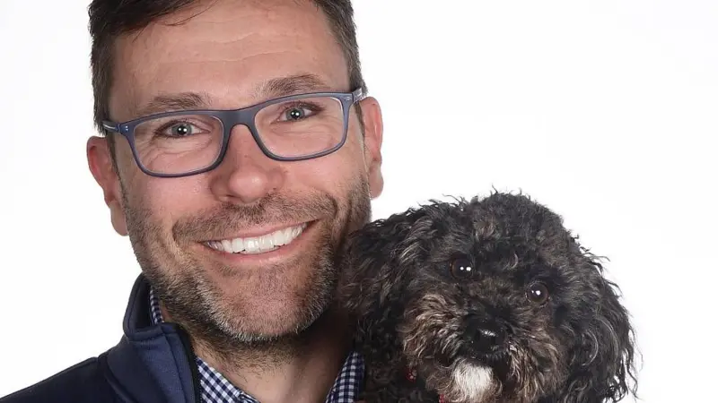 Cómo los chimpancés y otros animales se curan a sí mismos (y qué podemos aprender de ellos)