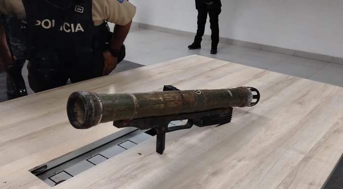 Hallan peligroso armamento antitanque durante operativo en noroeste de Guayaquil