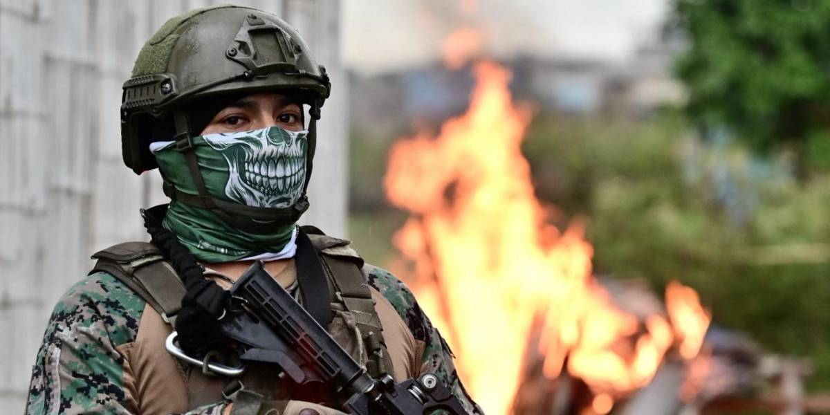La violencia de Ecuador se agrava por el enfrentamiento de miembros de una misma banda, dice comandante policial