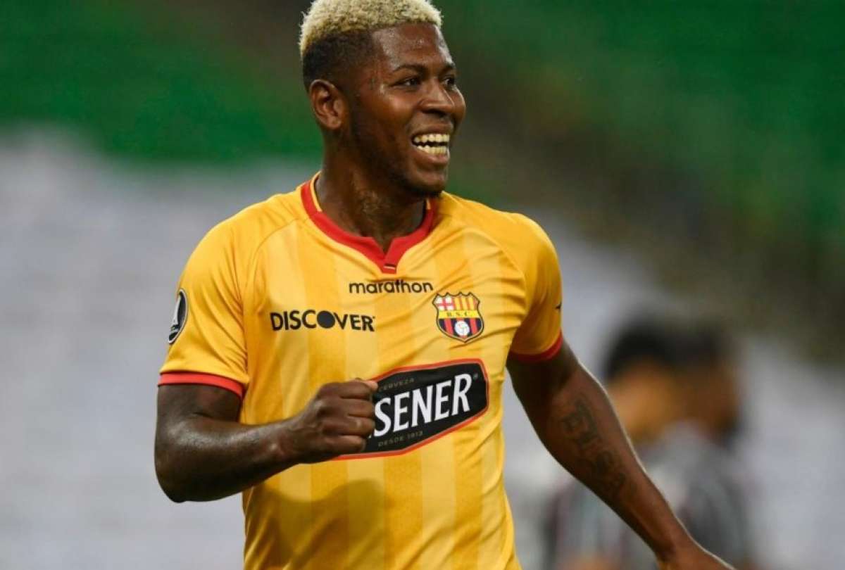 Gabriel Cortez ¿Deja Barcelona por El Nacional?