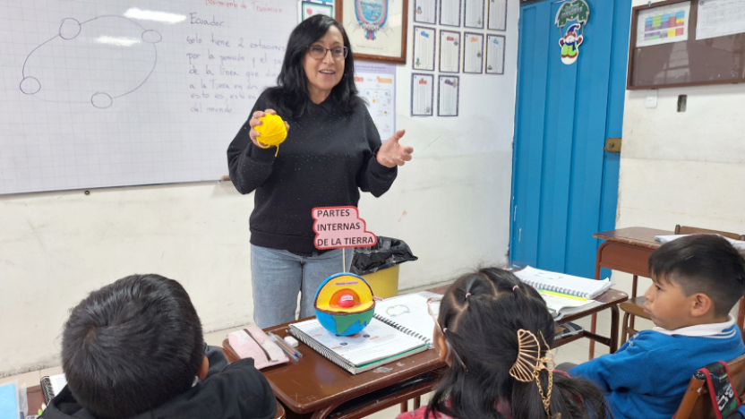 Educación empezará reubicación de docentes con 1 500 vacantes para la Sierra y Amazonía