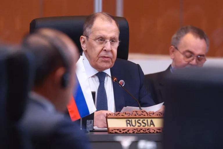 Lavrov ofrece a Rubio «un enfoque nuevo y diferente” para resolver el conflicto en Ucrania