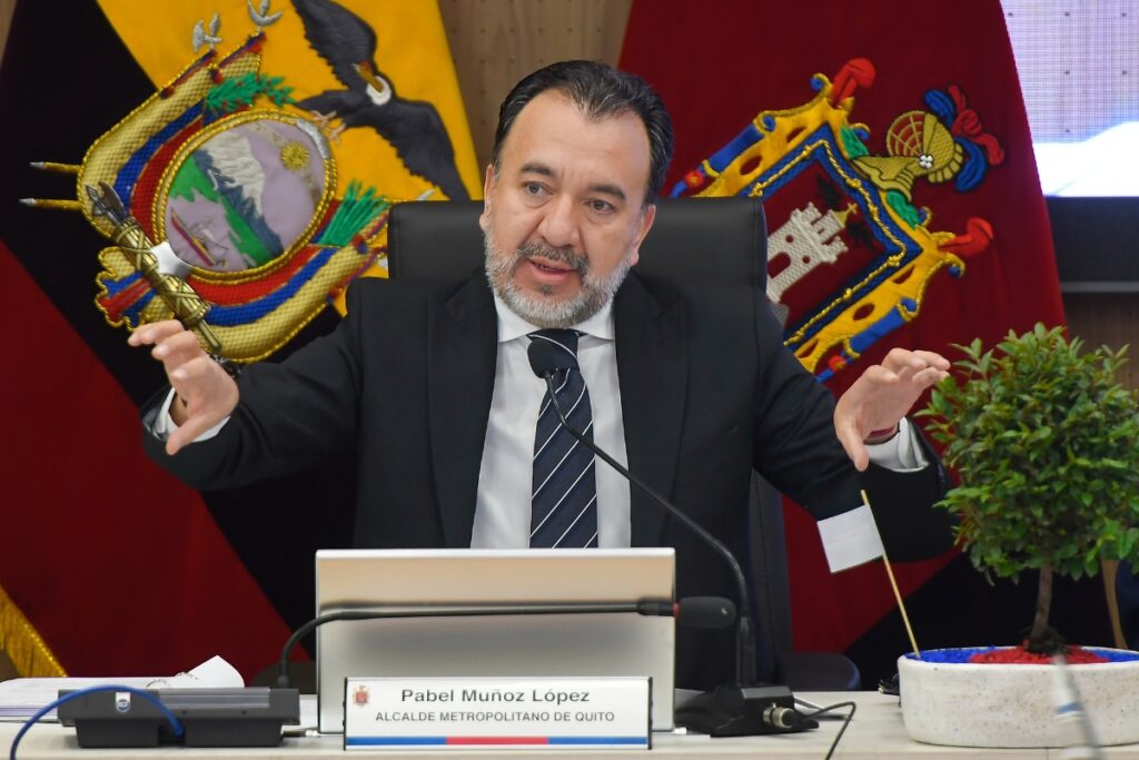 Colectivo supera el número de firmas requeridas para la revocatoria de Pabel Muñoz