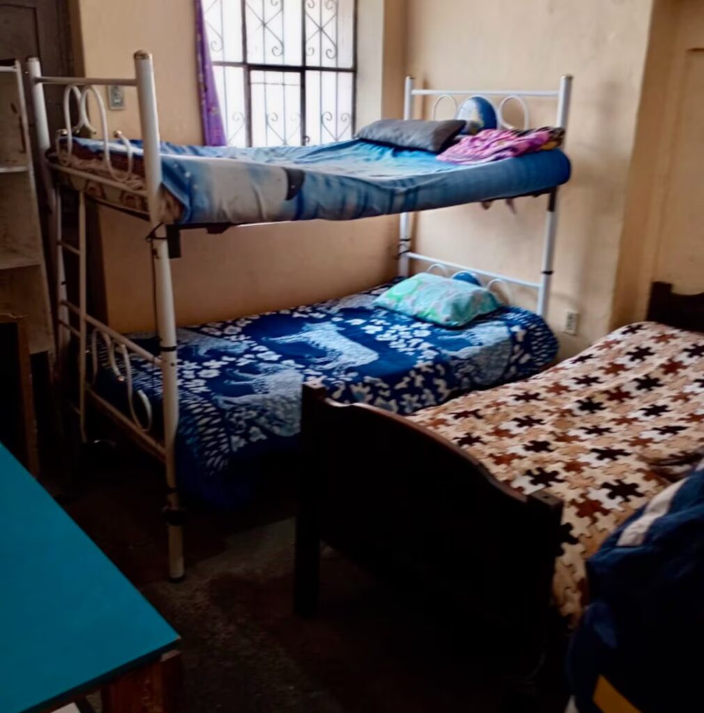 Adulto mayor reportado como desaparecido fue hallado en centro de rehabilitación clandestino en Quito