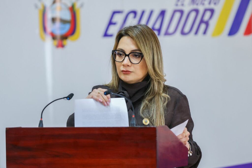Compensación a transportistas por eliminación del subsidio al diésel tendrá límite de un año