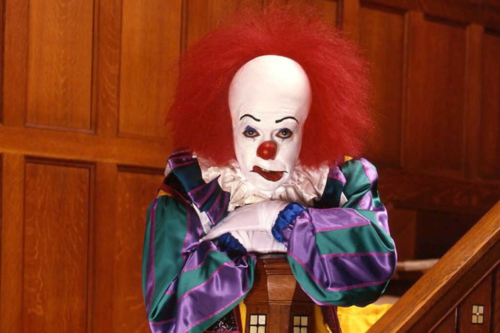 Tim Curry, el Pennywise original, ya no puede caminar: así se encuentra en la actualidad 1 Tim Curry, el Pennywise original, ya no puede caminar: así se encuentra en la actualidad