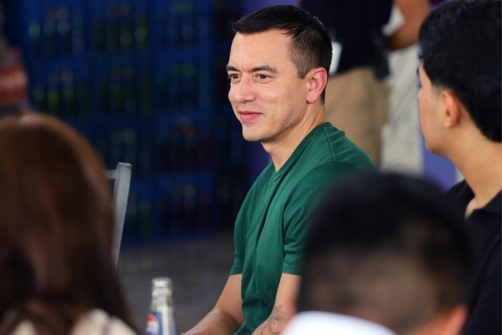 Investigan supuesto intento de envenenamiento al presidente Daniel Noboa en Babahoyo. 1 Investigan supuesto intento de envenenamiento al presidente Daniel Noboa en Babahoyo.