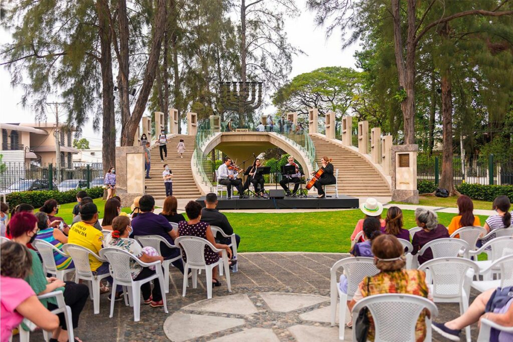 Domingos Culturales ofrecen música, arte y naturaleza en el Parque Jerusalén de Guayaquil