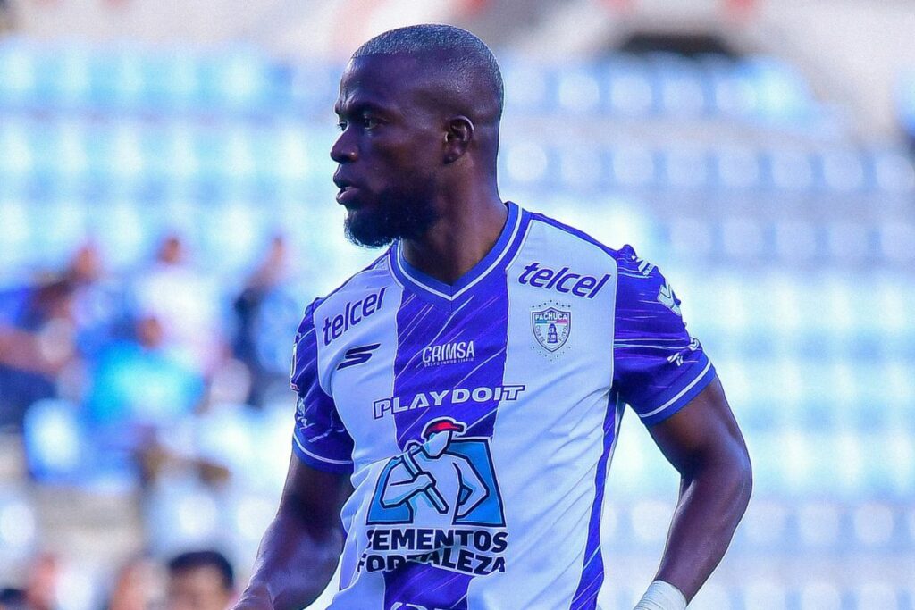 Enner Valencia y Pedro Vite pasan de compañeros a rivales en la Liga MXm 1 Enner Valencia y Pedro Vite pasan de compañeros a rivales en la Liga MXm