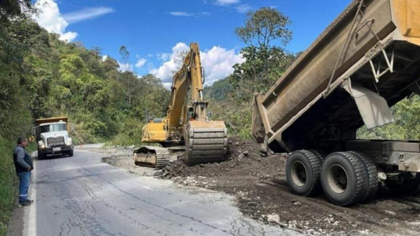 Cierre programado este jueves 27 de noviembre en la vía E20 "Y" de Baeza – Papallacta 1 Cierre programado este jueves 27 de noviembre en la vía E20 "Y" de Baeza – Papallacta