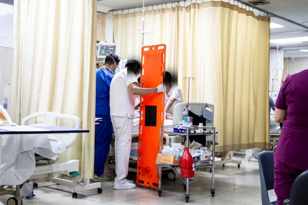 Gobierno asegura que sí destinará recursos para pago de deuda histórica con el IESS en 2026 1 Gobierno asegura que sí destinará recursos para pago de deuda histórica con el IESS en 2026