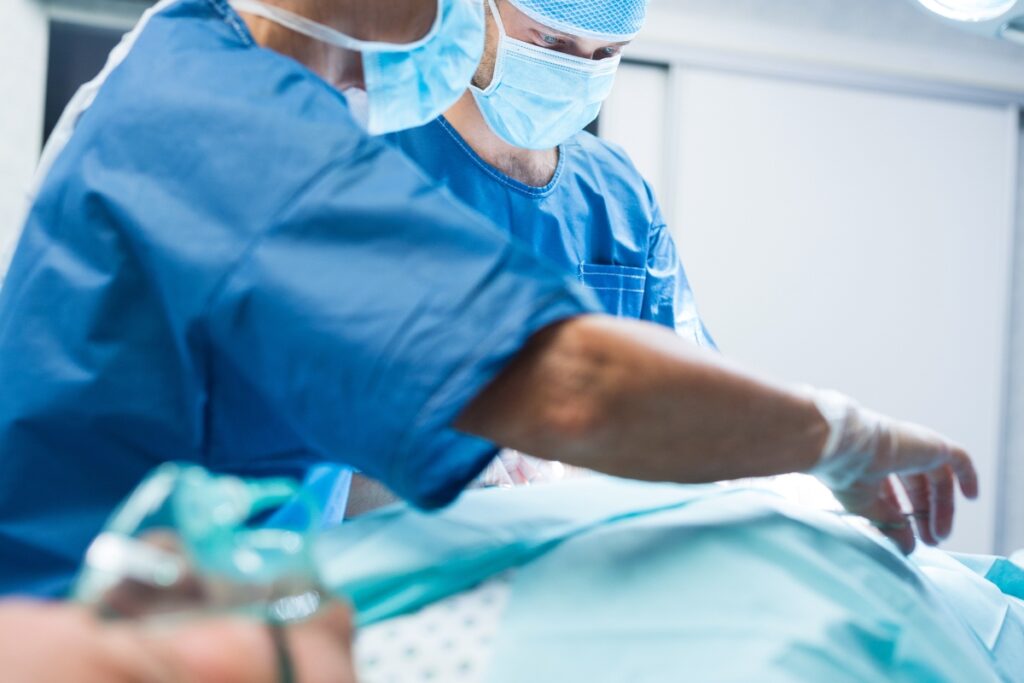 Un paciente fue sometido a operación equivocada en hospital del IESS de Cuenca; esto se sabe 1 Un paciente fue sometido a operación equivocada en hospital del IESS de Cuenca; esto se sabe