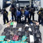 Armada del Ecuador incauta 64 bultos de droga en una isla de Galápagos