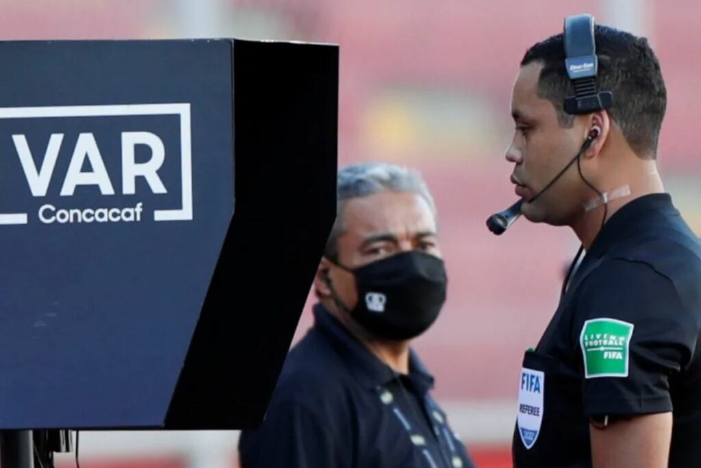 FIFA analiza un VAR más amplio para el Mundial 2026 con nuevas revisiones