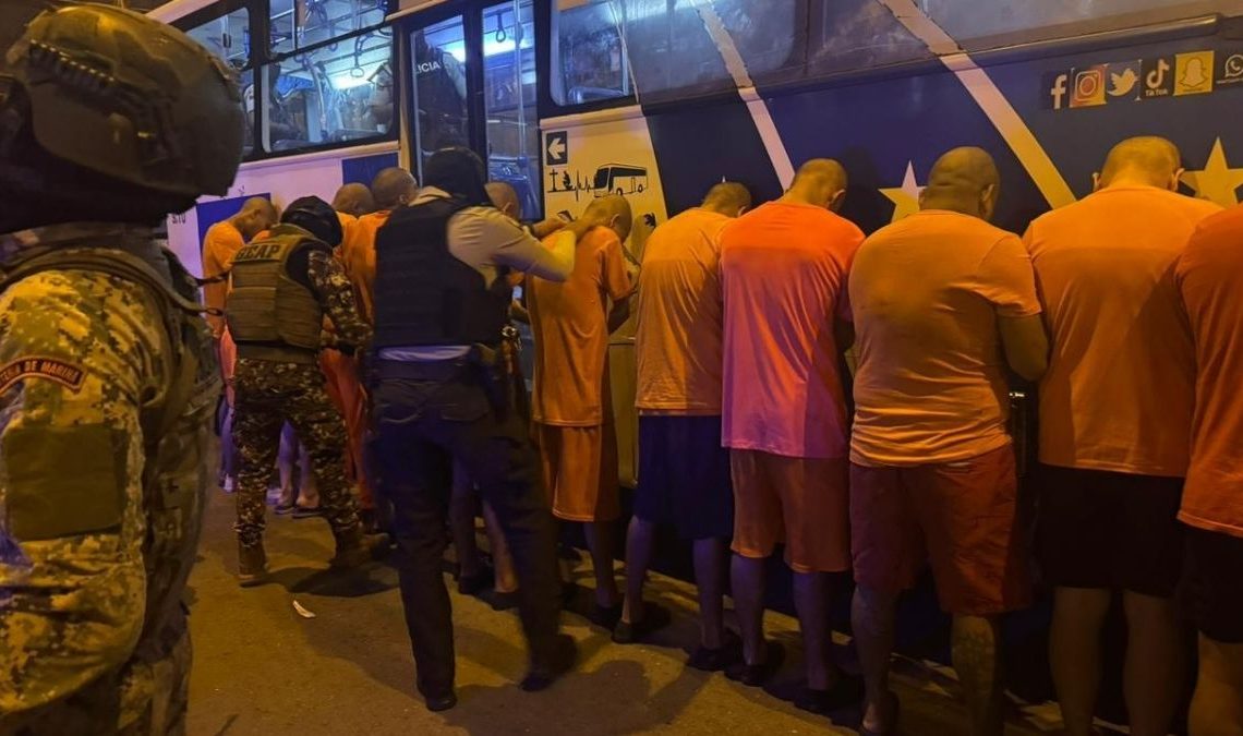 Nuevo traslado de 173 reos a la Cárcel del Encuentro, en Santa Elena