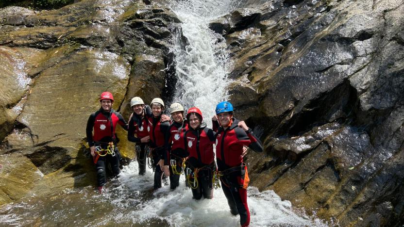 IVA en Ecuador baja al 8% en el feriado de Año Nuevo 2026 para servicios turísticos