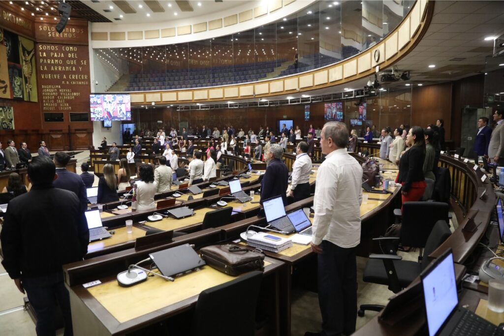 Estos son los seis asambleístas del correísmo investigados por la visita al Hospital Baca Ortiz