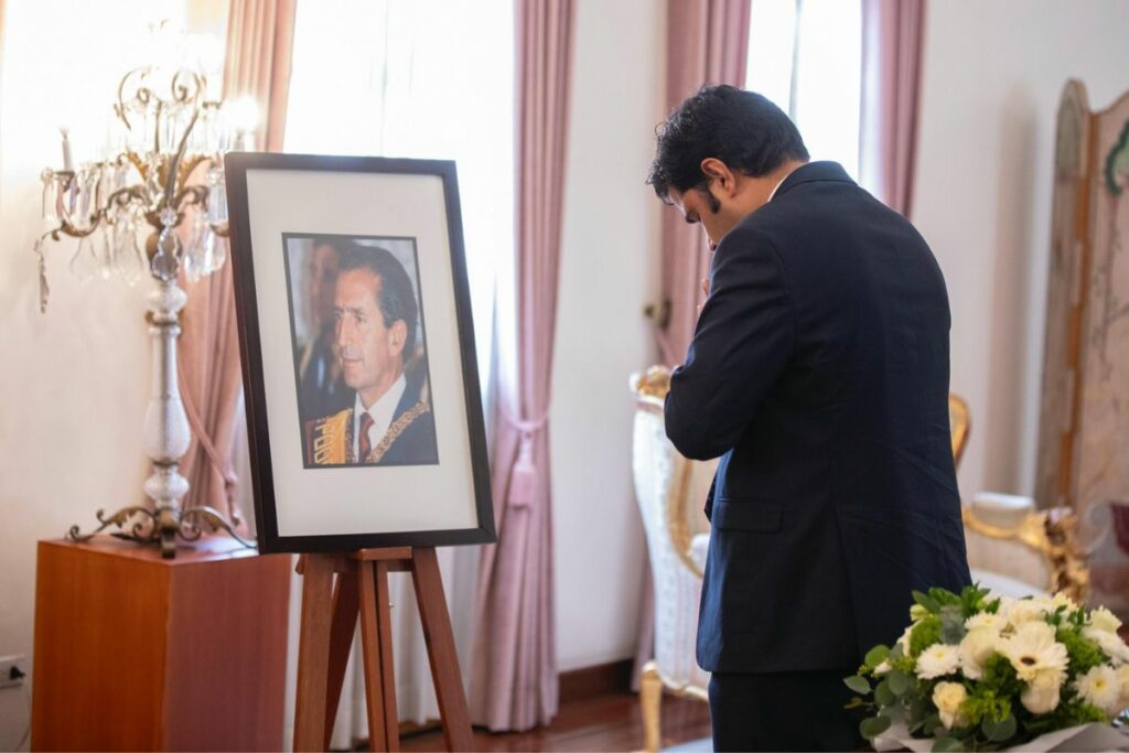 Cuerpo diplomático rinde homenaje a Rodrigo Borja Cevallos en la Cancillería del Ecuador